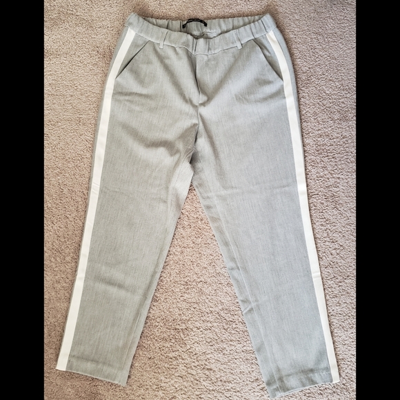 ZARA Trafaluc Collection Cropped Gray Pants Size M - Picture 4 of 7
